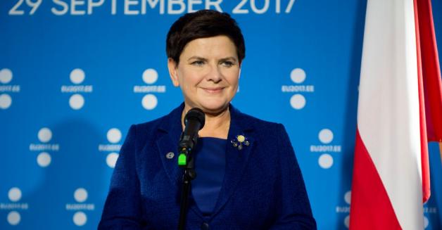 Premier Beata Szydło: Polska chce być państwem, które daje szanse na szybki rozwój