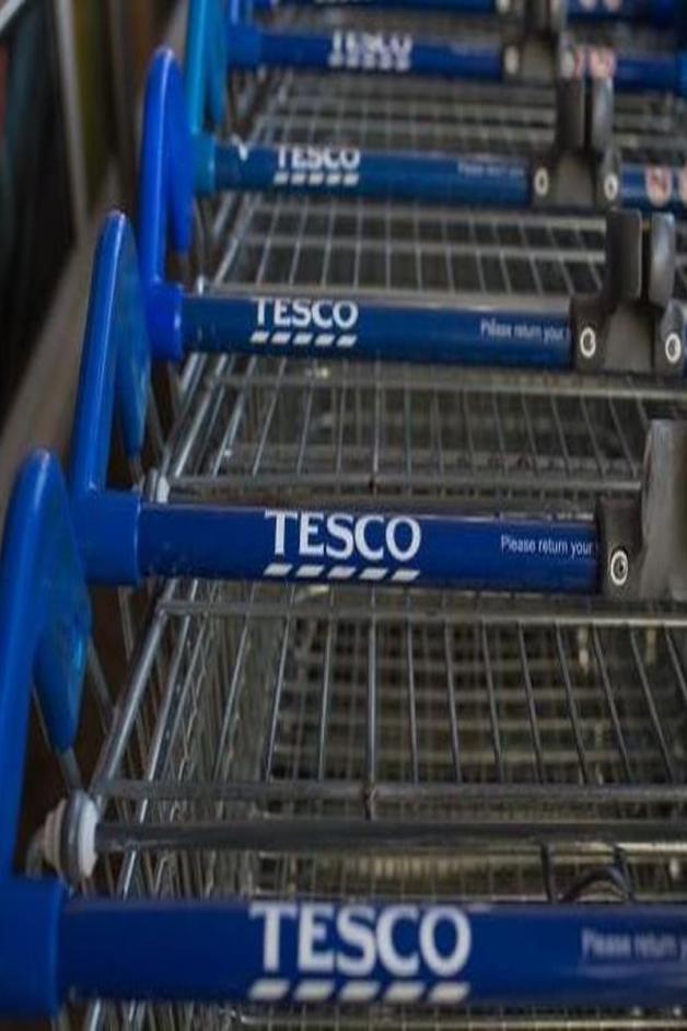 Na początku 2018 roku Tesco zamknie trzy kolejne supermarkety