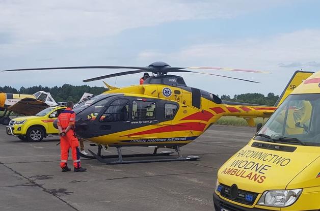 Zachodniopomorskie: Makabryczny skok spadochronami w Kołobrzegu. Dwie młode ofiary!