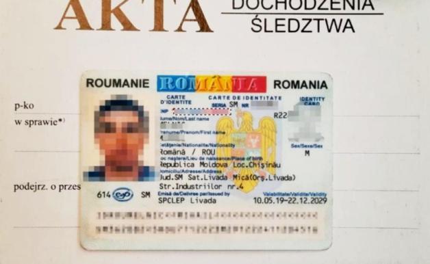 Fałszywe dokumenty miały ułatwić podróżowanie. Obywatel Konga posługiwał się belgijskim dowodem, a Mołdawianin – rumuńskim zakupionym w Czechach