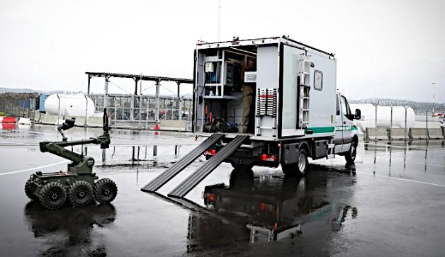 Nowy ambulans pirotechniczny w Krakowie-Balicach