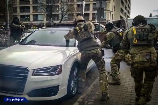 Rozbity gang specjalizujący się w nielegalnym obrocie lekami