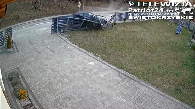 [VIDEO] Trudne parkowanie