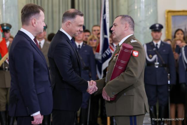 Awanse generalskie w SZ RP, SG, SOP, SW oraz SKW w Belwederze